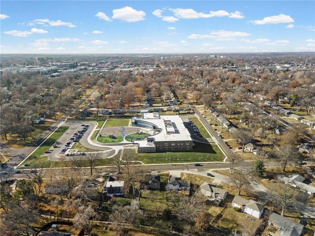 7809 Lamar Avenue, Prairie Village, KS 66208