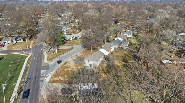 7809 Lamar Avenue, Prairie Village, KS 66208