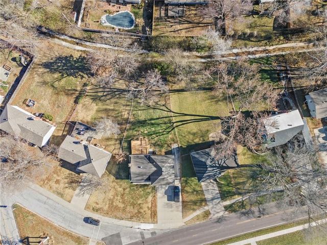 7809 Lamar Avenue, Prairie Village, KS 66208