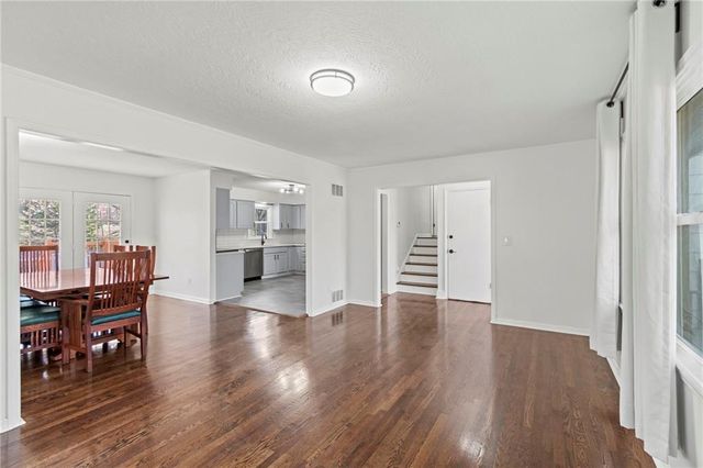 7809 Lamar Avenue, Prairie Village, KS 66208