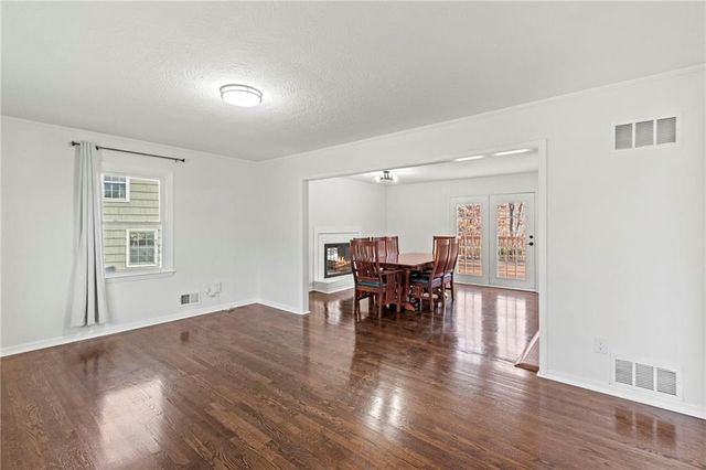 7809 Lamar Avenue, Prairie Village, KS 66208