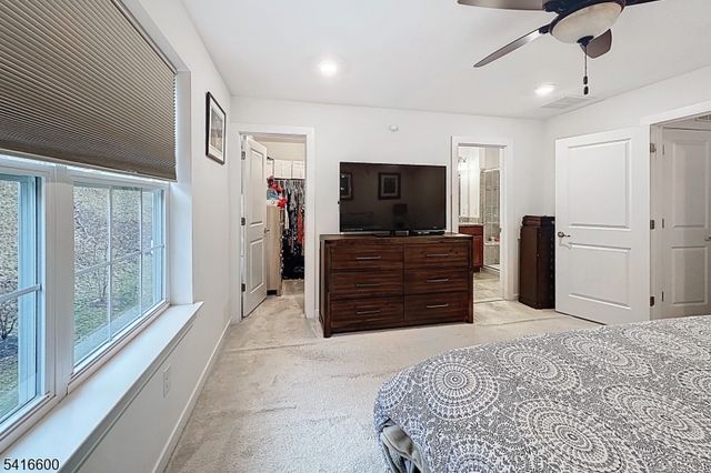 308 Parkview Ln, Rockaway Twp., NJ 07866