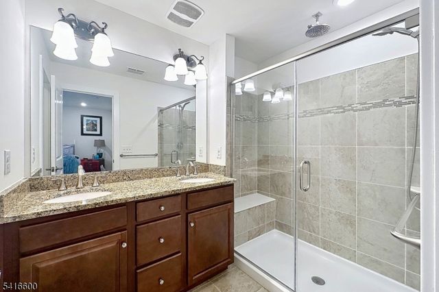 308 Parkview Ln, Rockaway Twp., NJ 07866