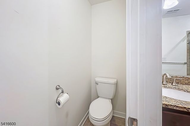 308 Parkview Ln, Rockaway Twp., NJ 07866