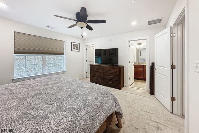 308 Parkview Ln, Rockaway Twp., NJ 07866