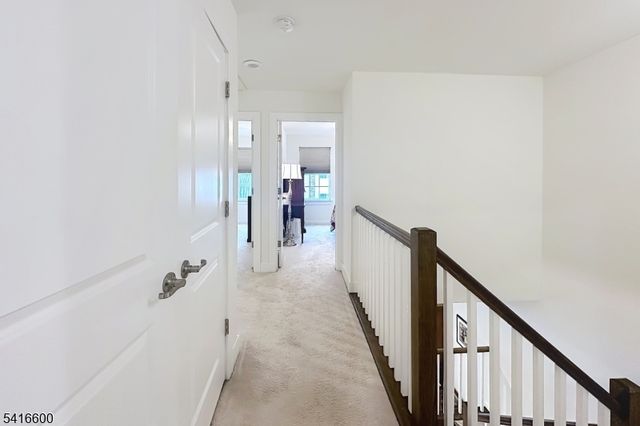 308 Parkview Ln, Rockaway Twp., NJ 07866