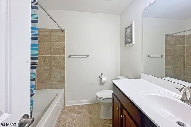 308 Parkview Ln, Rockaway Twp., NJ 07866