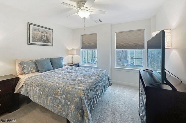 308 Parkview Ln, Rockaway Twp., NJ 07866