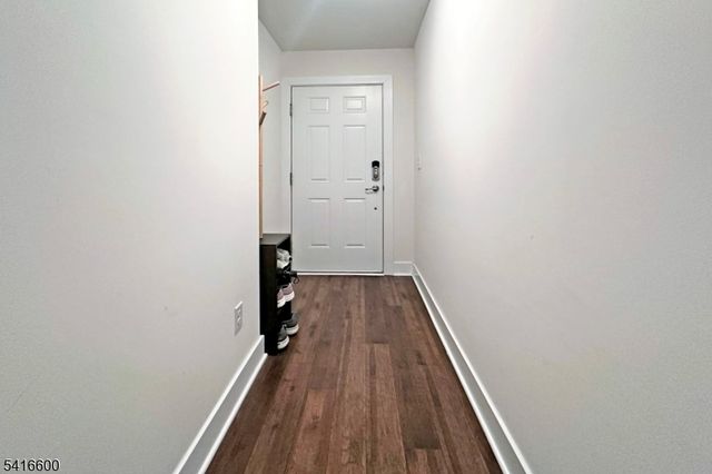 308 Parkview Ln, Rockaway Twp., NJ 07866