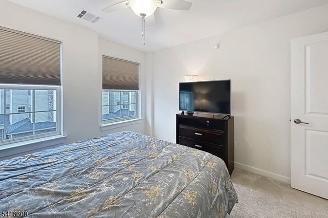 308 Parkview Ln, Rockaway Twp., NJ 07866