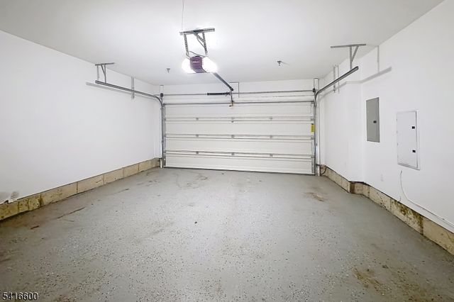 308 Parkview Ln, Rockaway Twp., NJ 07866