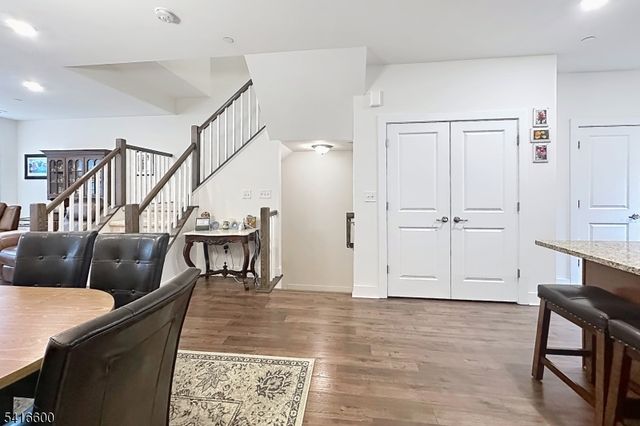 308 Parkview Ln, Rockaway Twp., NJ 07866