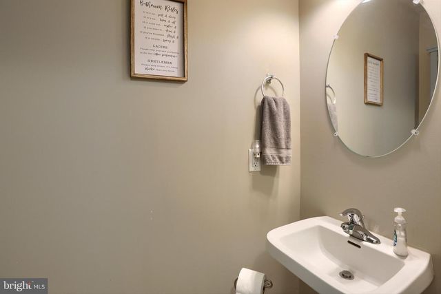 120 E BEAVER ST, York, PA 17406