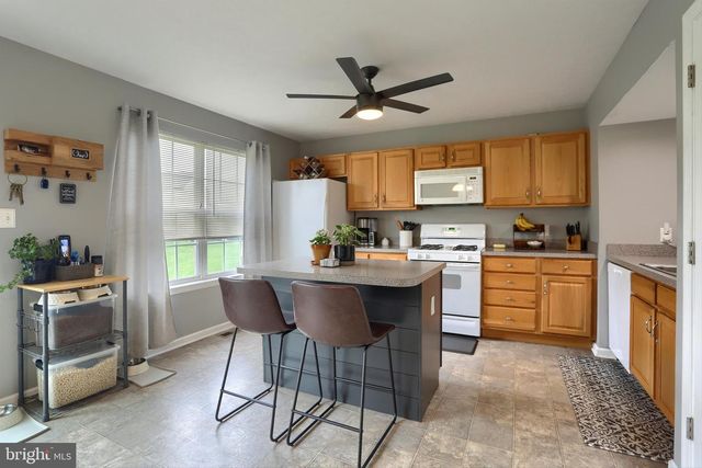 120 E BEAVER ST, York, PA 17406