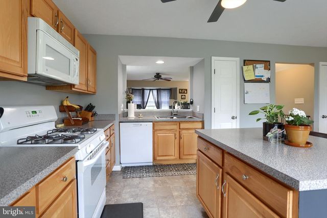 120 E BEAVER ST, York, PA 17406
