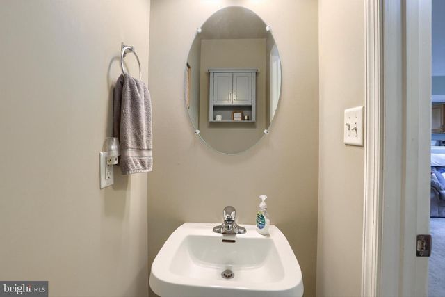 120 E BEAVER ST, York, PA 17406