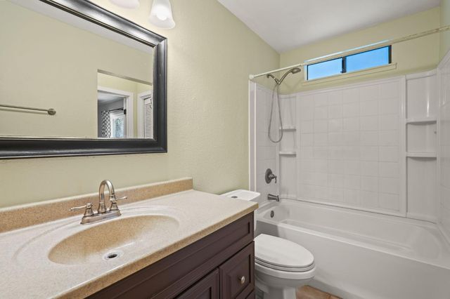 24980 N Canyon Way, Colfax, CA 95713