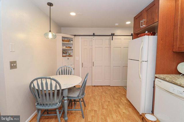 914 HOLLY AVE, Edgewater, MD 21037