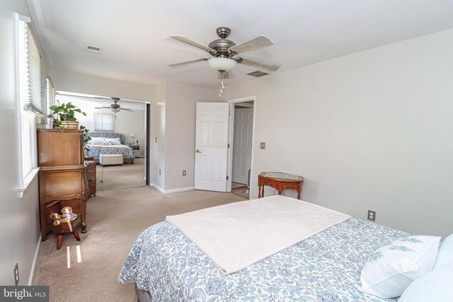914 HOLLY AVE, Edgewater, MD 21037