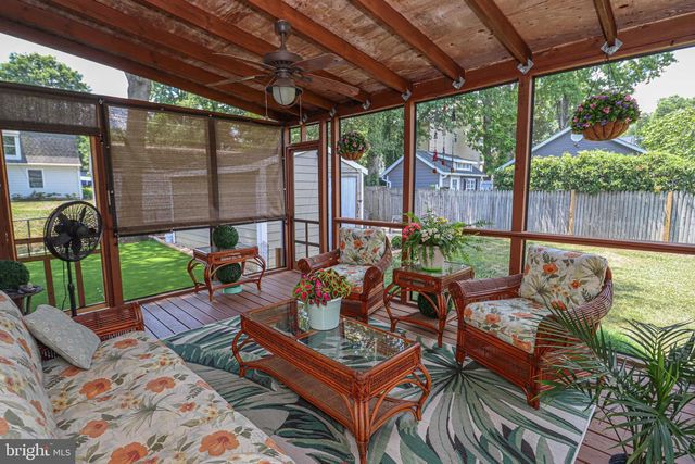 914 HOLLY AVE, Edgewater, MD 21037