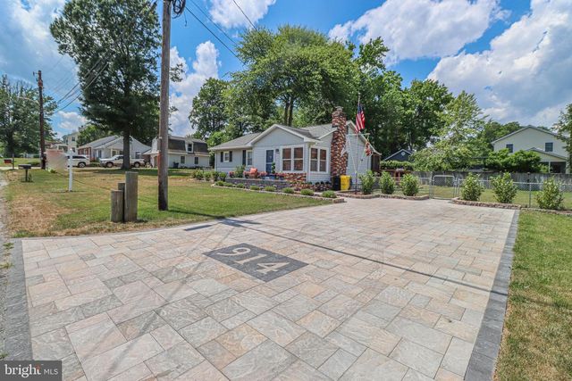 914 HOLLY AVE, Edgewater, MD 21037