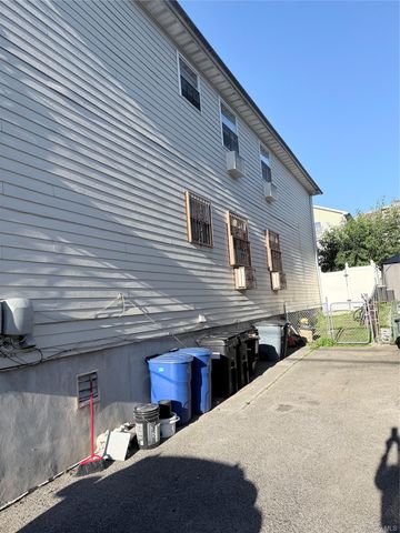 2924 Ely Avenue, Bronx, NY 10469