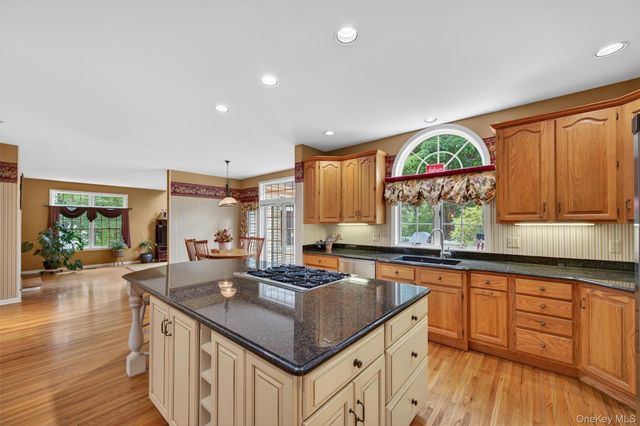 14 Windmill Lane, Warwick, NY 10990