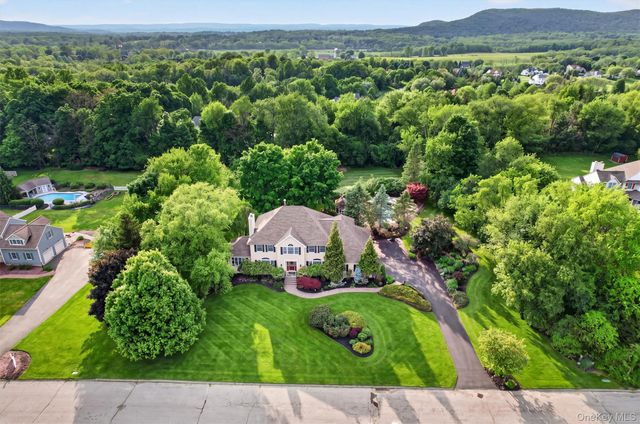 14 Windmill Lane, Warwick, NY 10990