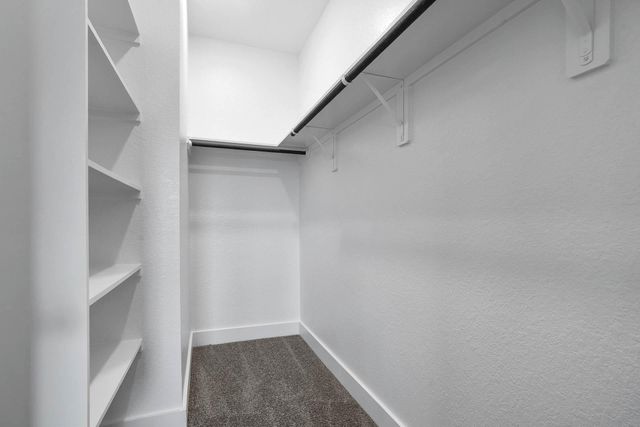 211 Orchard Laurel Drive, Alvin, TX 77511