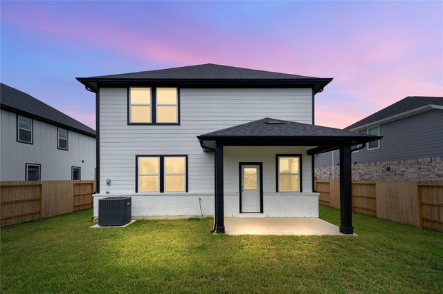 211 Orchard Laurel Drive, Alvin, TX 77511