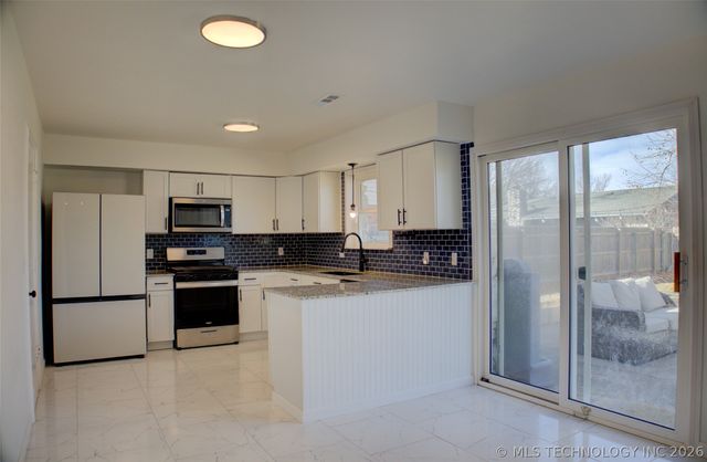 1924 W Urbana Street, Broken Arrow, OK 74012