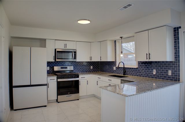 1924 W Urbana Street, Broken Arrow, OK 74012