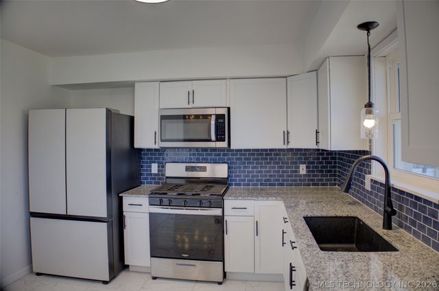 1924 W Urbana Street, Broken Arrow, OK 74012