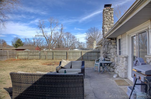 1924 W Urbana Street, Broken Arrow, OK 74012