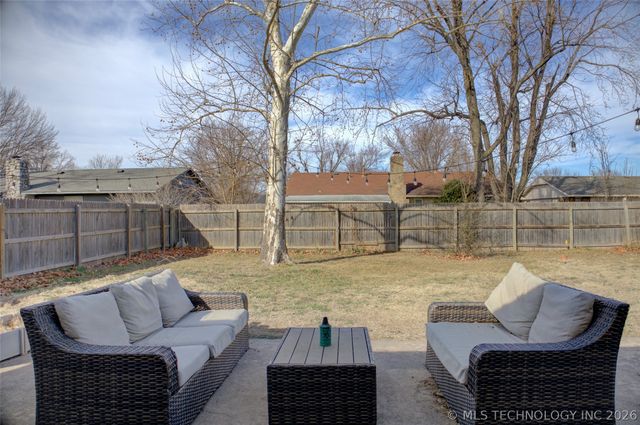 1924 W Urbana Street, Broken Arrow, OK 74012