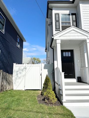 24 Beacon St 24, Arlington, MA 02474