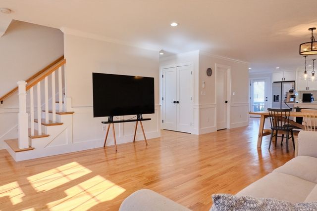 24 Beacon St 24, Arlington, MA 02474
