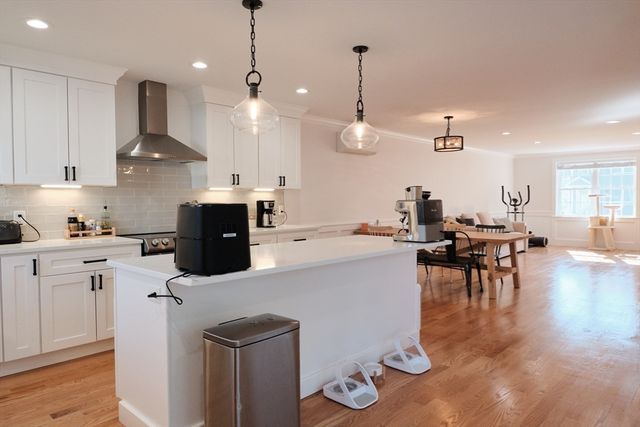 24 Beacon St 24, Arlington, MA 02474