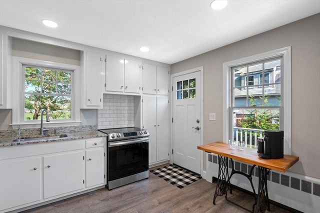 15 Meadow Ln 0, Marblehead, MA 01945