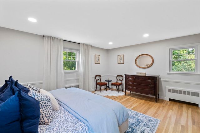 15 Meadow Ln 0, Marblehead, MA 01945