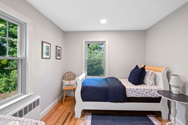 15 Meadow Ln 0, Marblehead, MA 01945