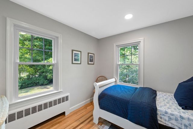 15 Meadow Ln 0, Marblehead, MA 01945