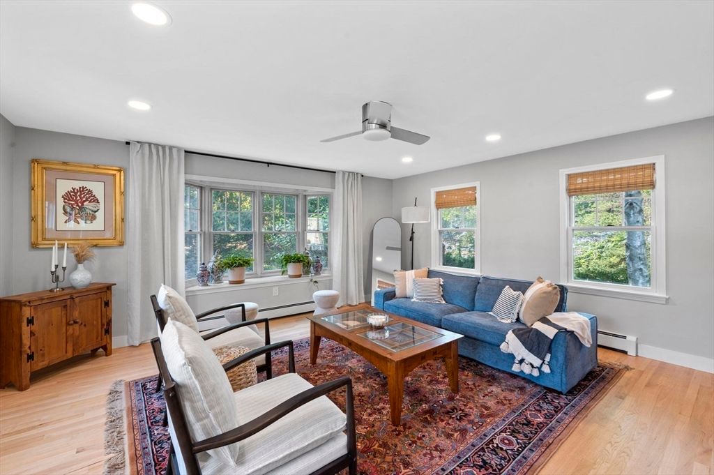 15 Meadow Ln 0, Marblehead, MA 01945