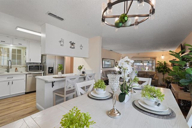 2721 Villa Ramon Dr, Ceres, CA 95307