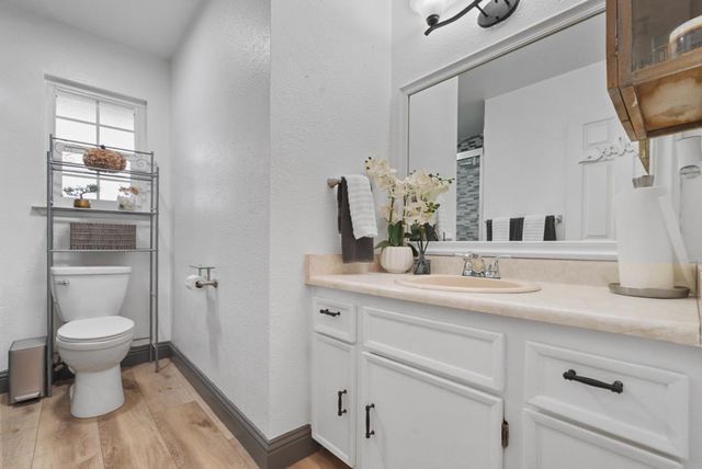 2721 Villa Ramon Dr, Ceres, CA 95307