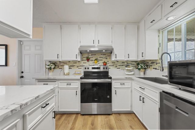 2721 Villa Ramon Dr, Ceres, CA 95307