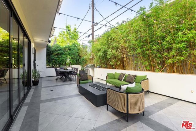 1333 S Orange Grove Avenue 308, Los Angeles, CA 90019