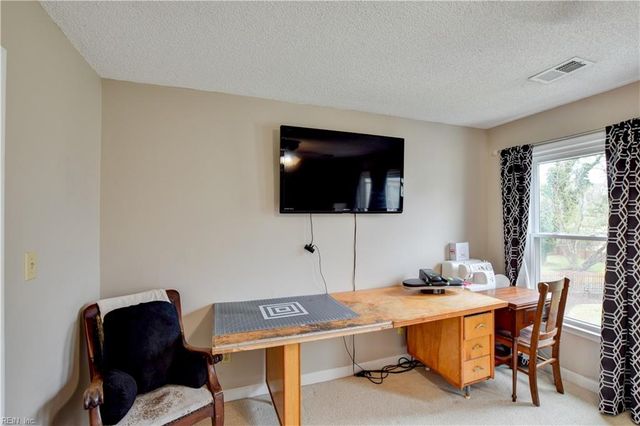 113 River Point LN, Suffolk, VA 23434