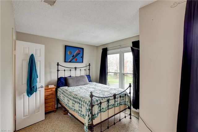 113 River Point LN, Suffolk, VA 23434