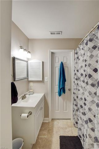 113 River Point LN, Suffolk, VA 23434